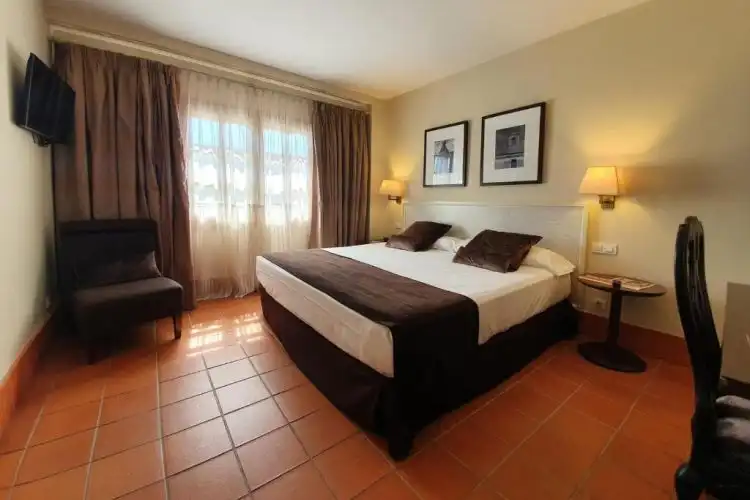 Hotel San Antonio el Real Segovia - Habitaciones